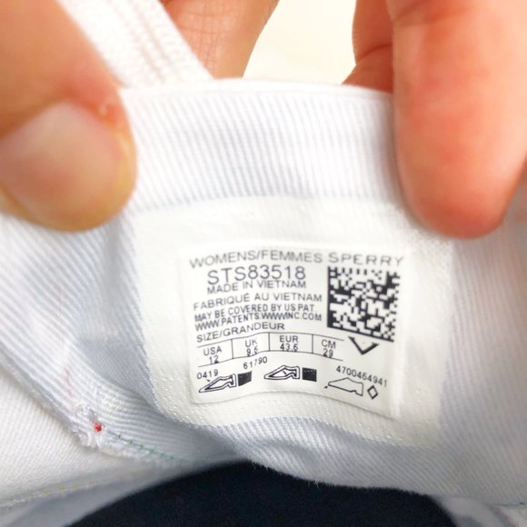 NEW Sperry Captain's CVO Pride Sneaker women’s size 12 rainbow boat shoes - Picture 12 of 12